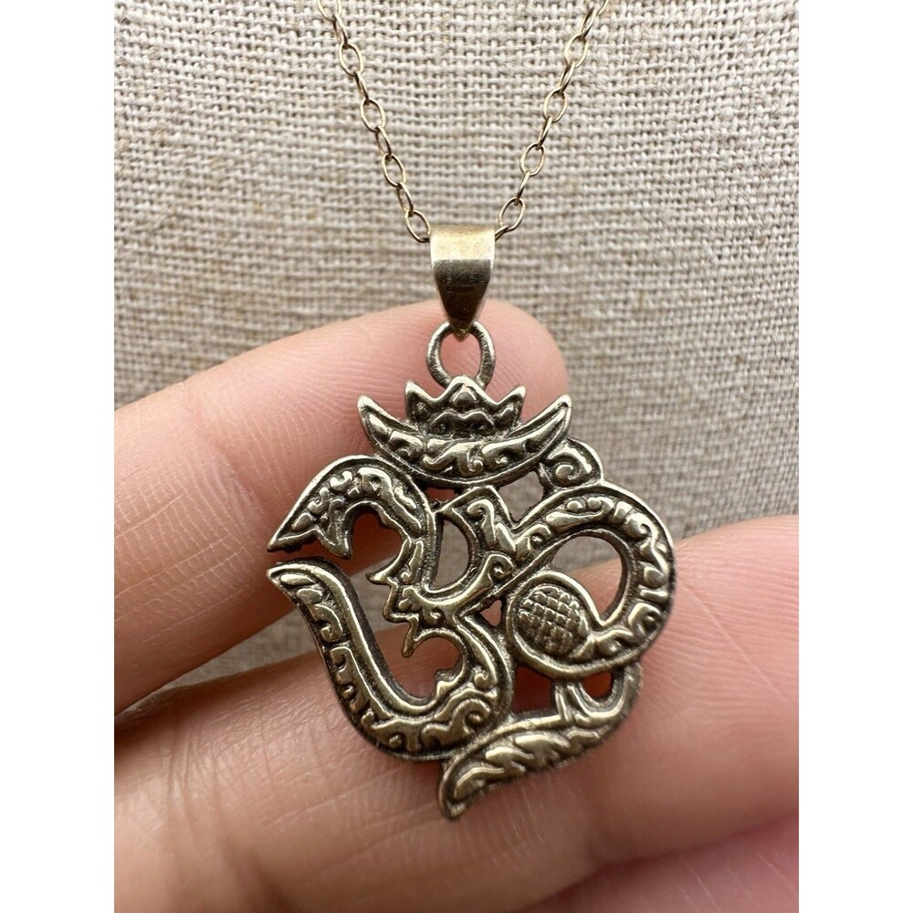Gold Over Sterling Silver Pendant Om Aum Sign Gold Filled Chain Necklace 19”